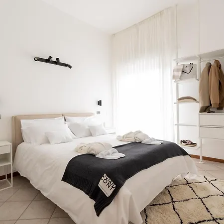 Adriatica Con Piscina Otel Riccione