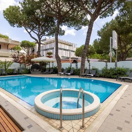 Adriatica Con Piscina 3*