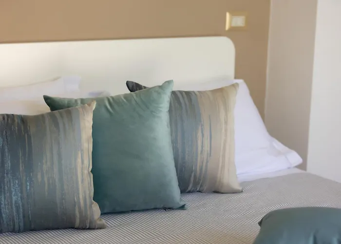 Adriatica Hotel 3*